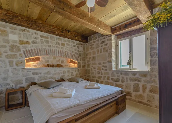 펜션 Lipa Mit Schwimmbad By Interhome *