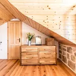 Lipa Mit Schwimmbad By Interhome *