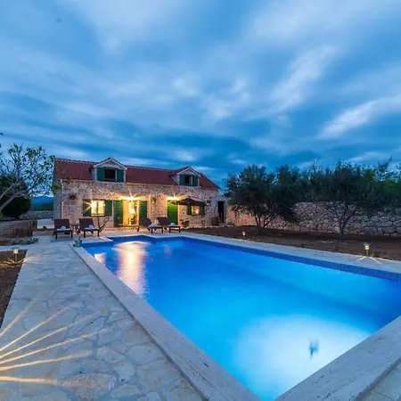 Lipa Mit Schwimmbad By Interhome * Privlaka (Zadar)