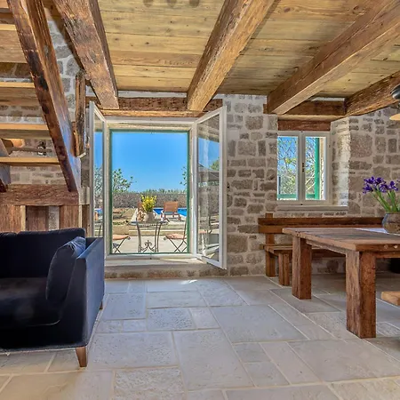 Lipa Mit Schwimmbad By Interhome Privlaka (Zadar)