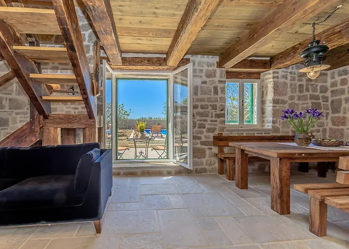 Lipa Mit Schwimmbad By Interhome Privlaka (Zadar)